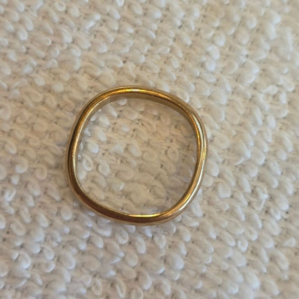 Vintage 14k Gold Band Ring- Square Shape Size 6 - Picture 2 of 6